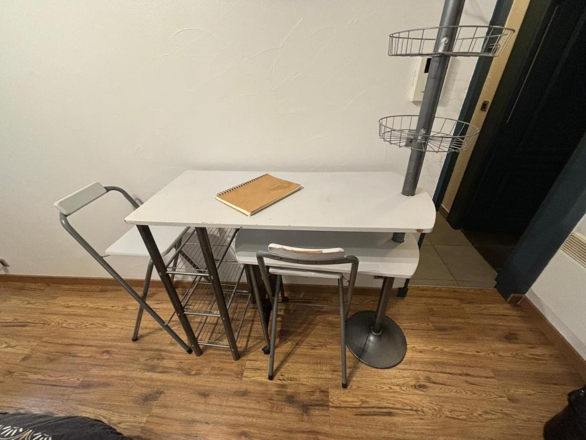studio - baignoire - prêt de vtt - lave linge - Housity