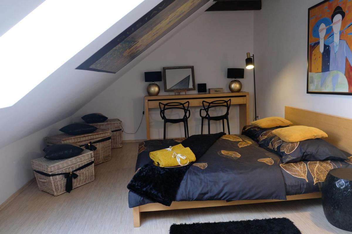 Apartament Poddasze Artysty Mieszkanie Ozonowane - Housity