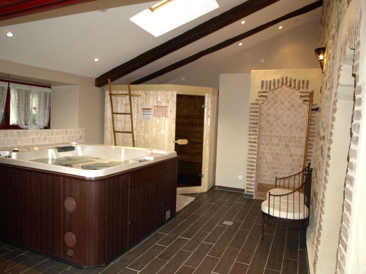 GITE la Rocaille - Housity