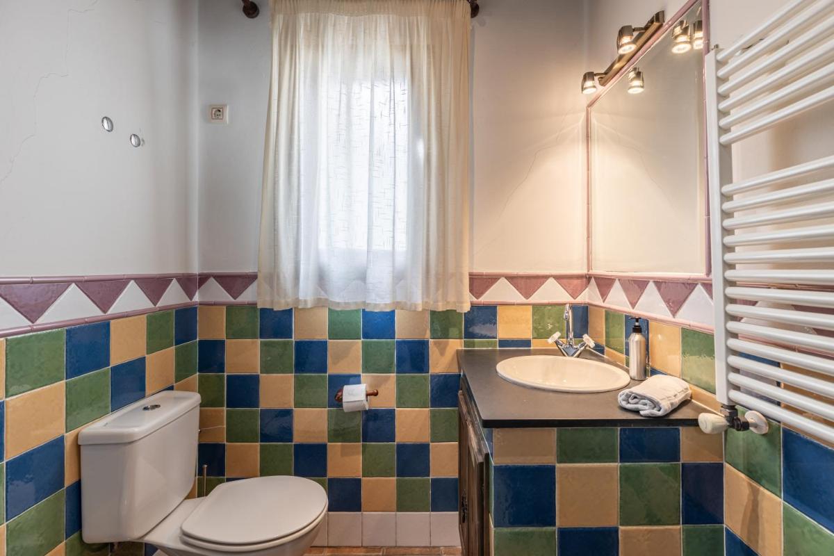 Un baño de Turismo Rural & SPA El Cercado