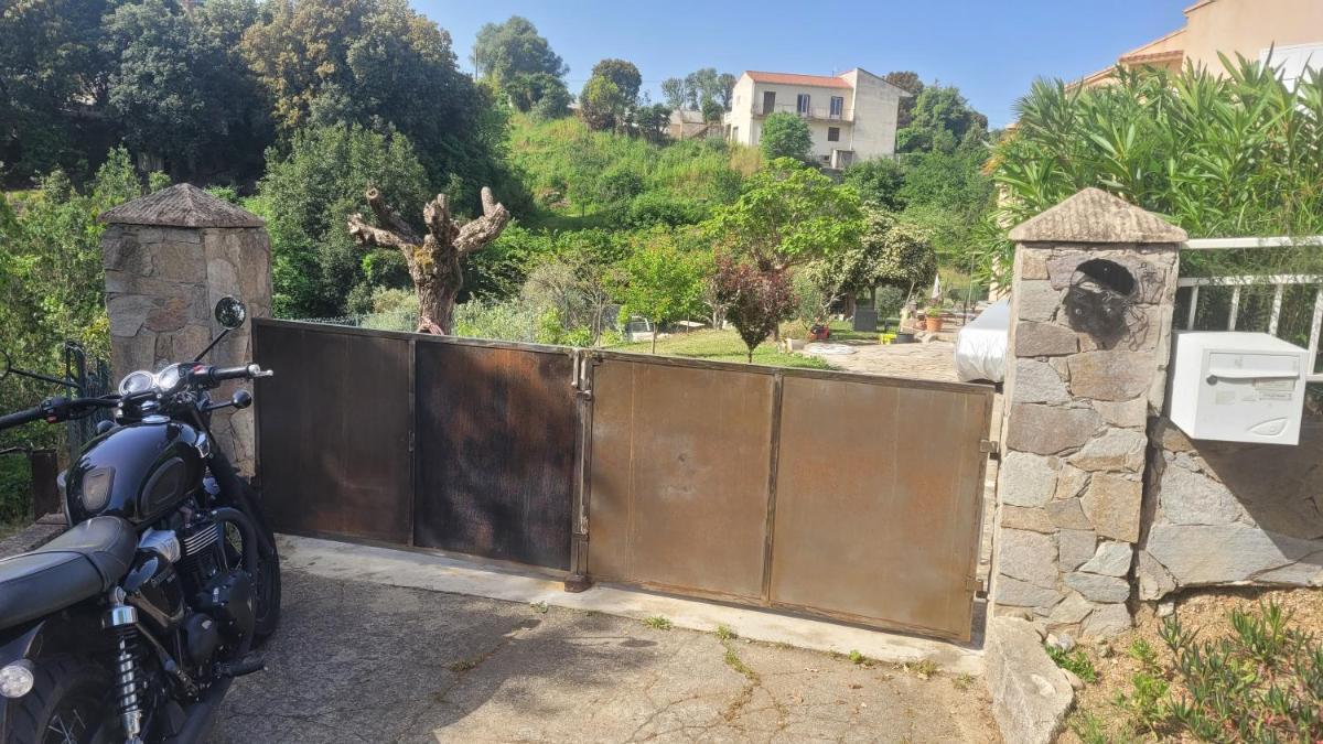 F2 rez de jardin - Housity