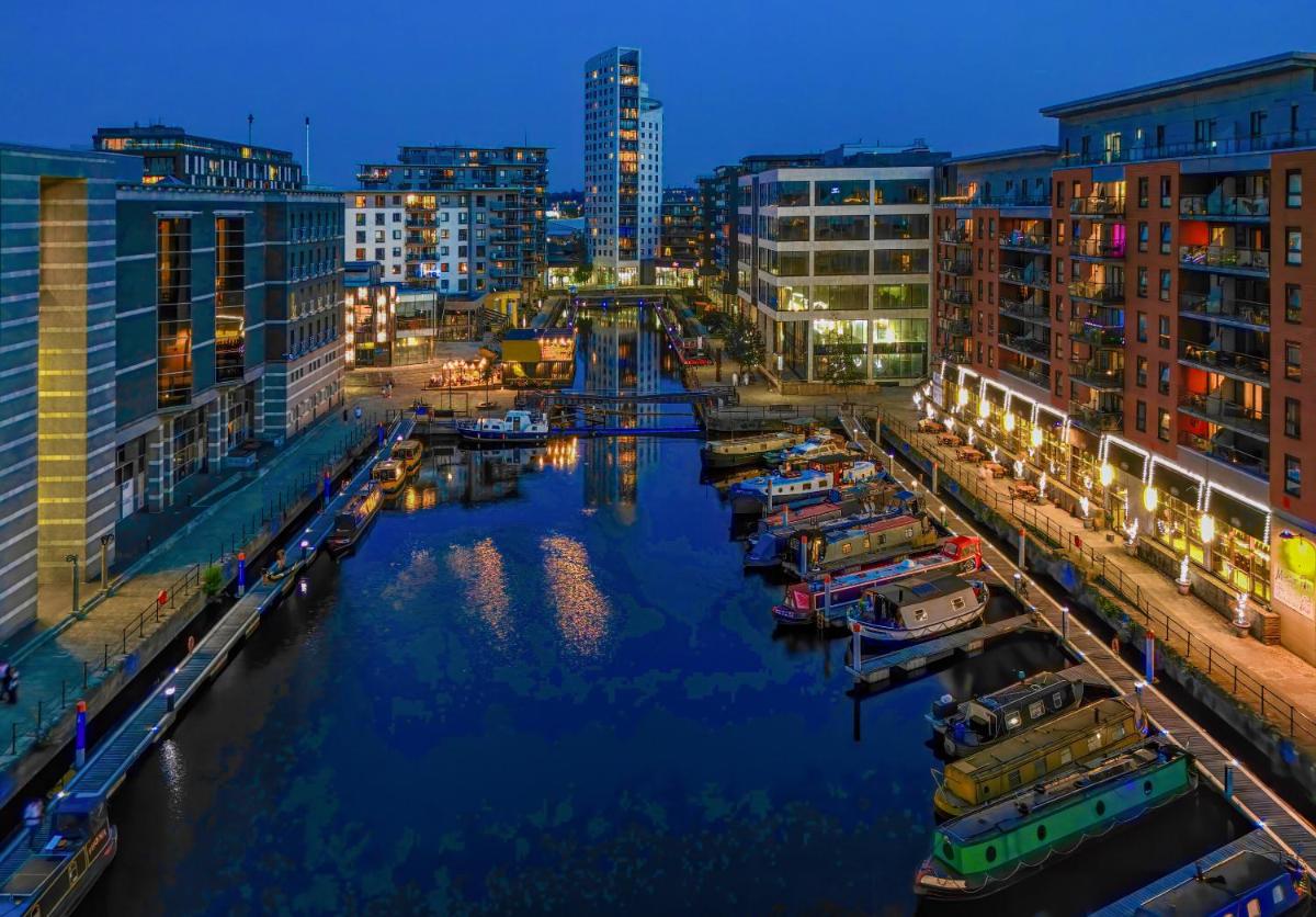 Charming 2-Bedroom Apartment in Leeds City Centre - Housity