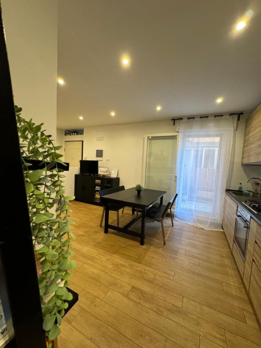 DentroFuori - Housity