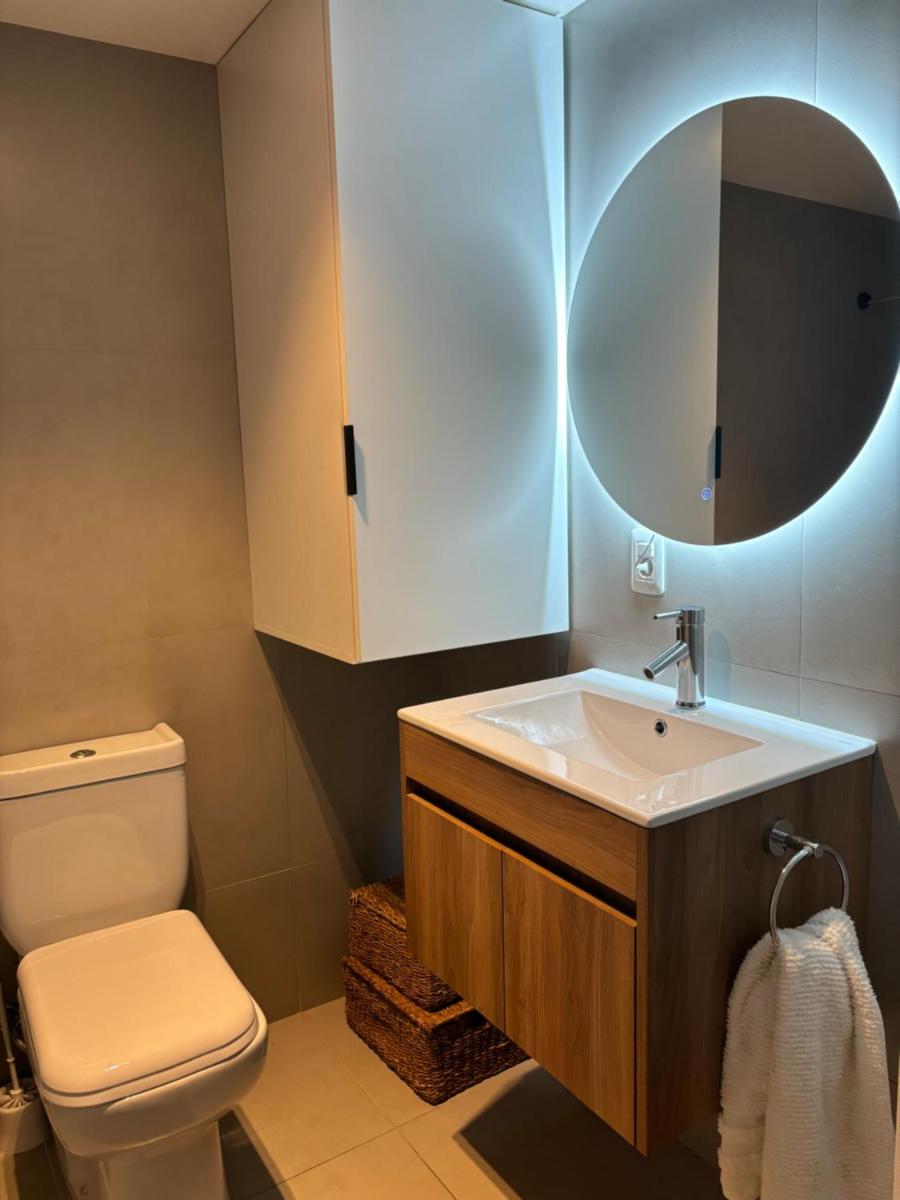 Apartamento de LUJO en Pocitos - Rambla - Playa - Shopping - Wtc - Housity