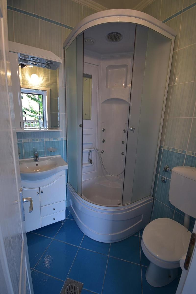Apartments Morinj - Housity