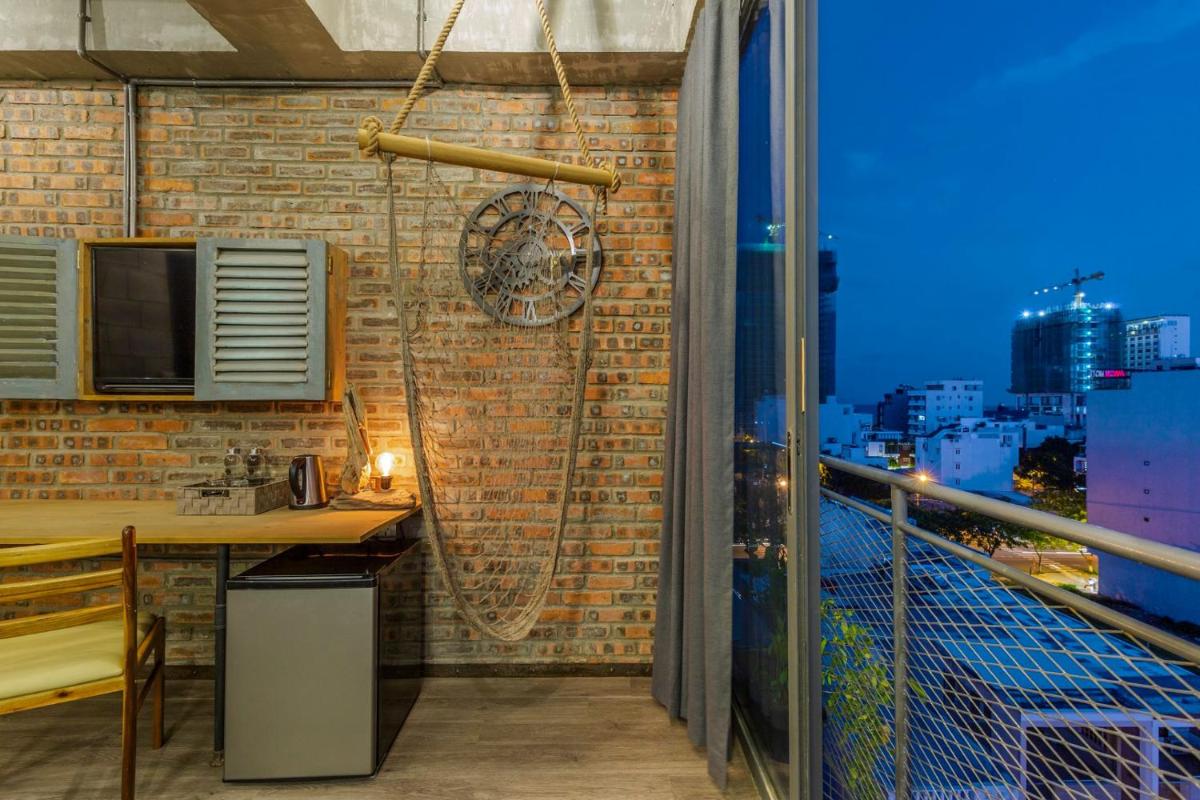 Bridges Danang Boutique Hotel - Housity