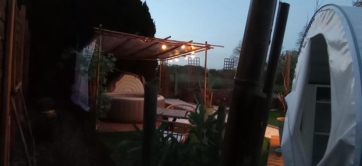 Hé Ma Bulle - Housity