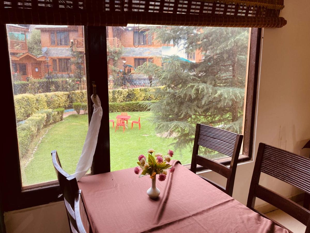 Hamara Lodge - Housity