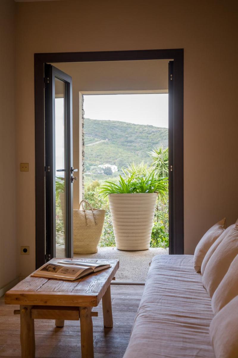 Vue générale sur la montagne ou vue sur la montagne depuis l'hôtel