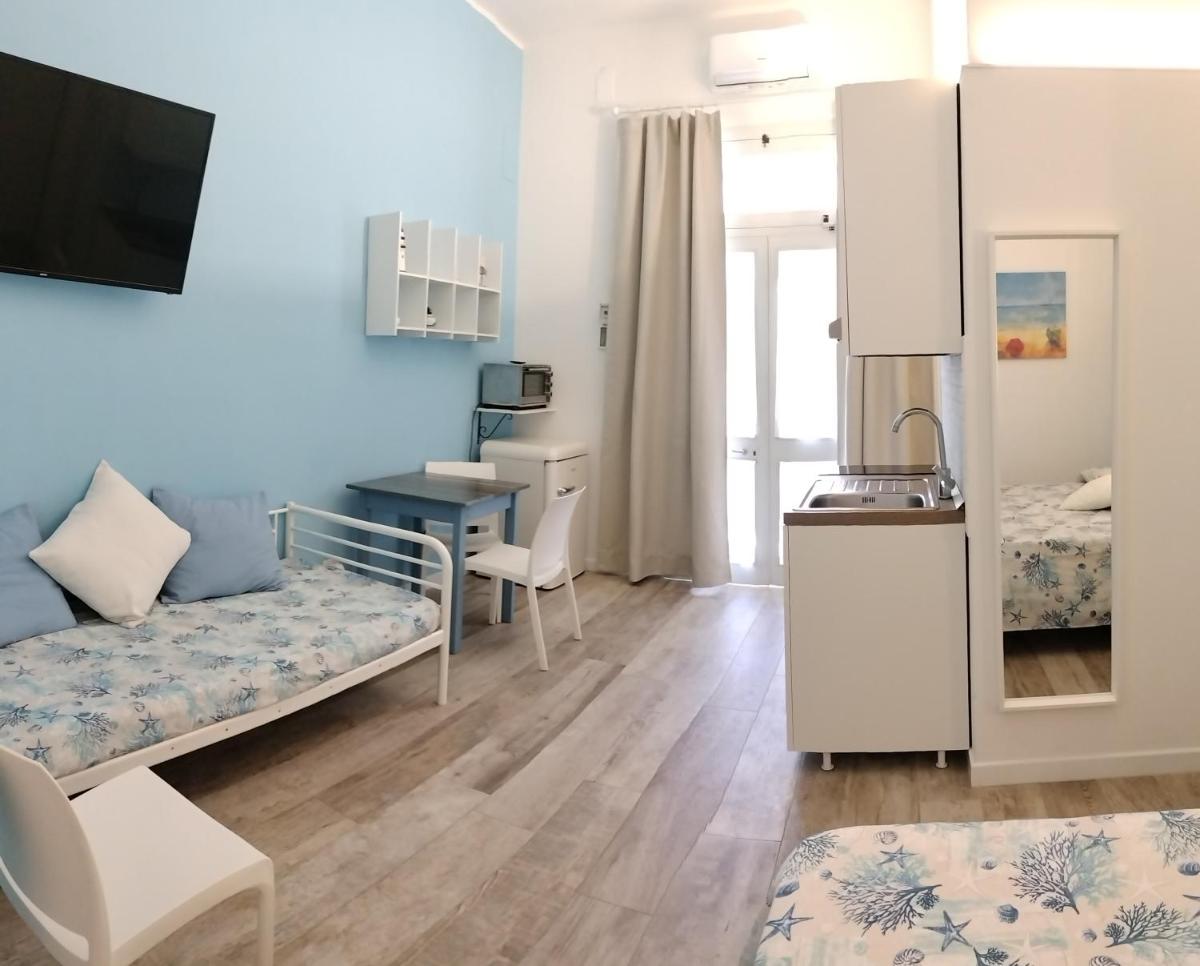 Casa Levante a 75 mt dalla spiaggia - Hizvo