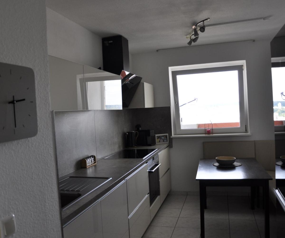 Über den Wolken und super zentral zwischen Frankfurt und Darmstadt - 100qm - Housity