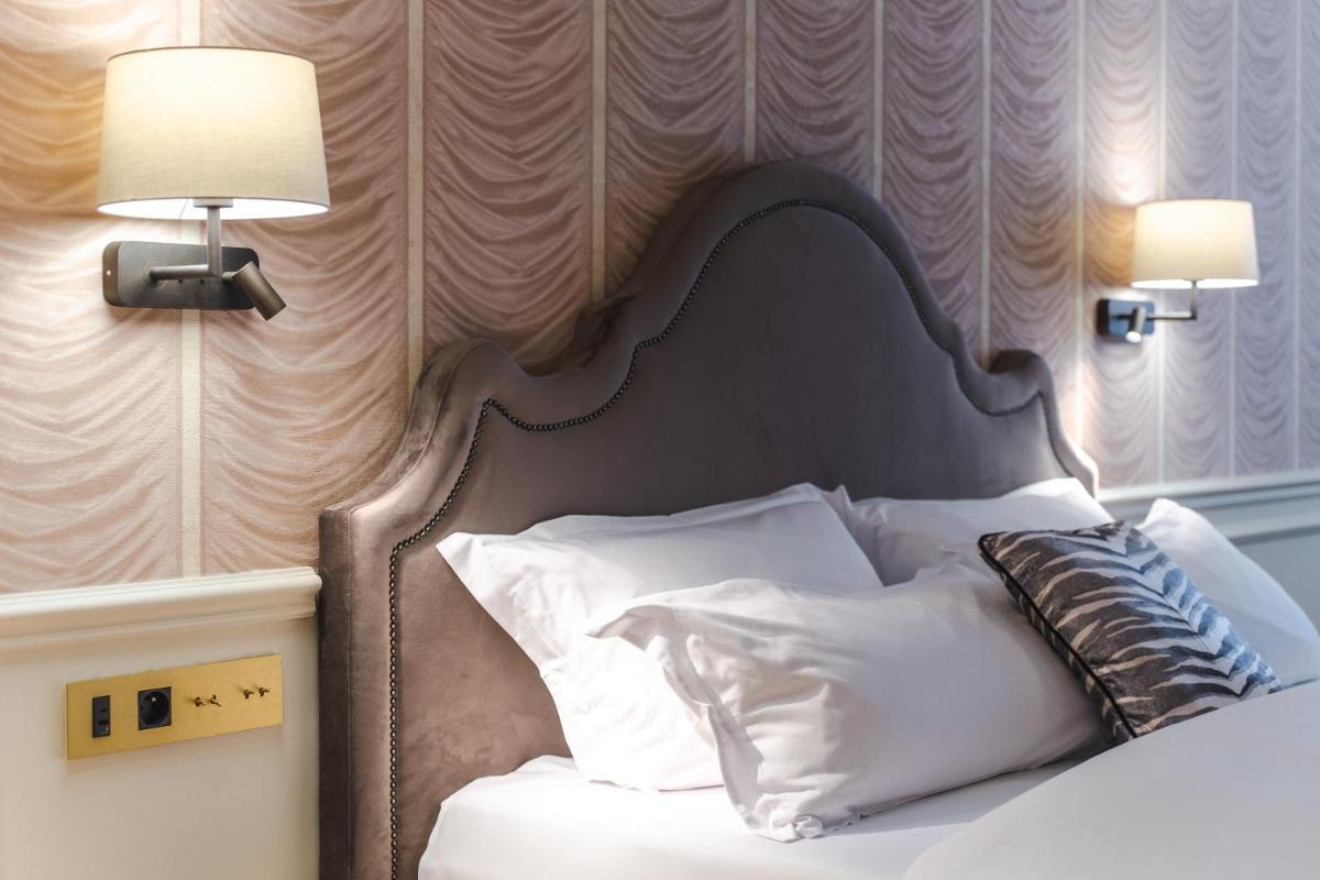 Hotel Unicus Palace Old Town - Destigo Hotels - Housity