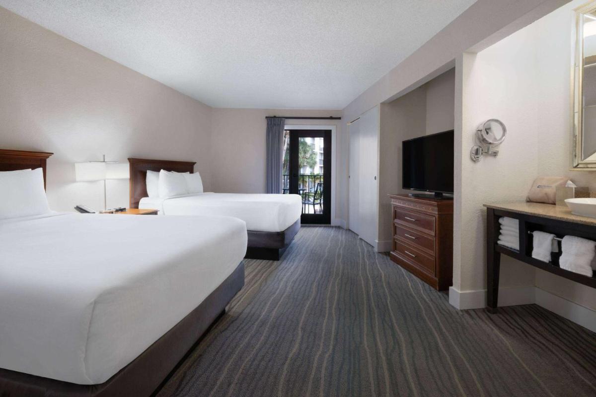 Wyndham Boca Raton Hotel - Housity