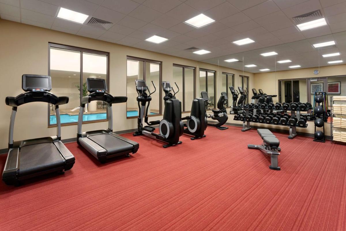 Hyatt Place Omaha/Downtown-Old Market - Housity
