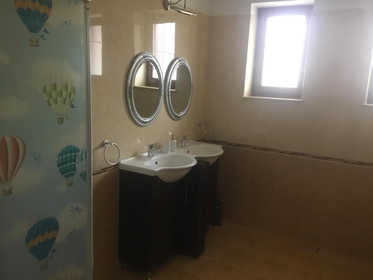 Casa vila ICA - Housity