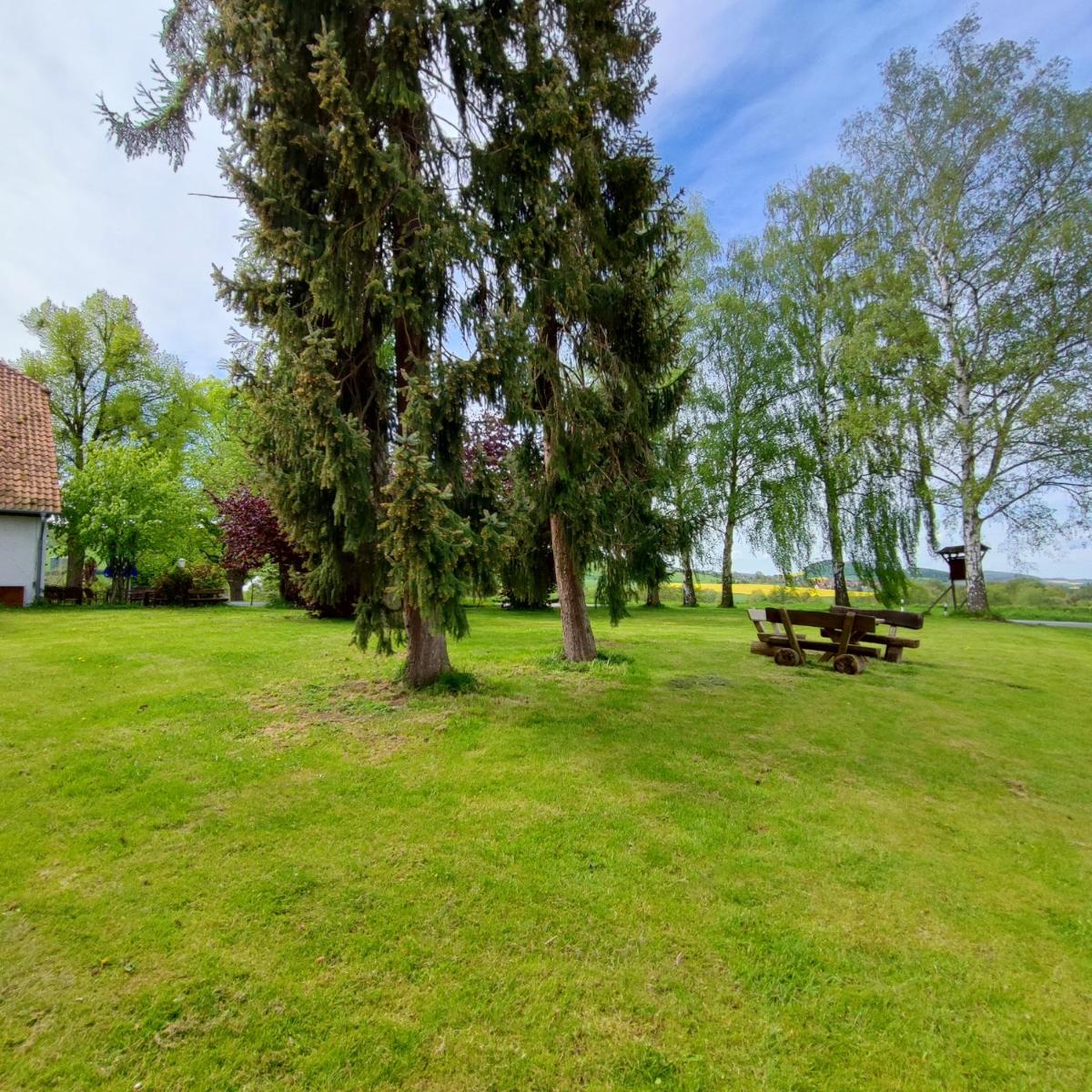 Landhotel Zur Altenburg - Housity