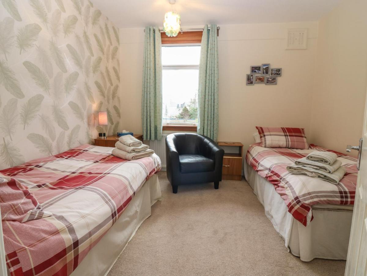 Thain House - Housity