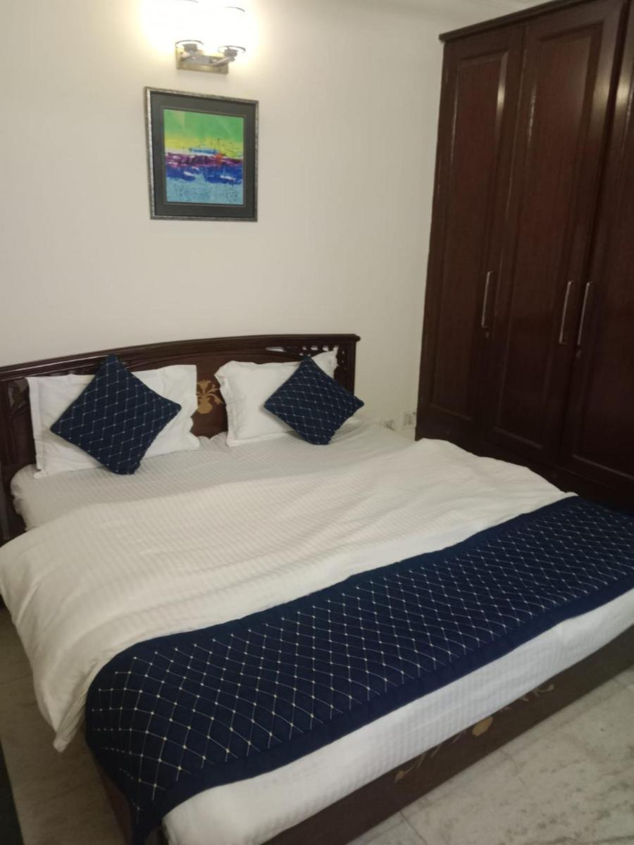 Room in BB - Bed And Breakfast cum Home Stay - Housity