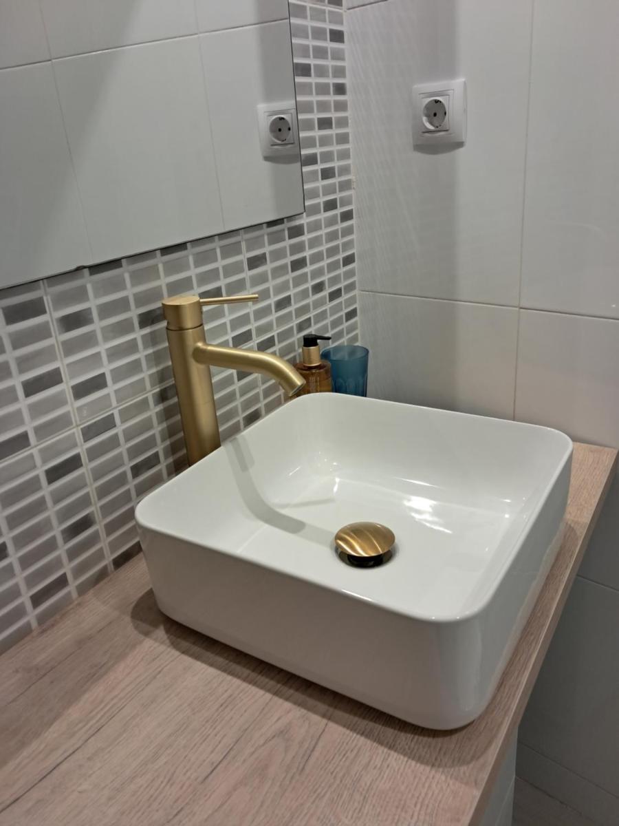 Apartamento Rúa Centro Balcony Calatayud - Hizvo