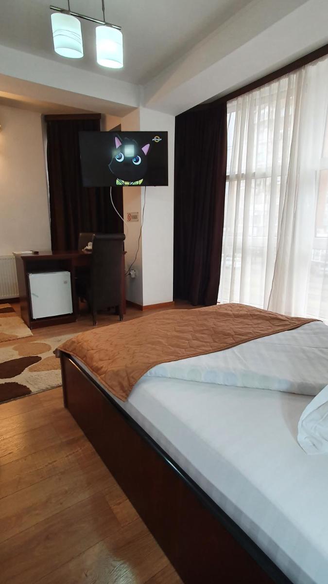 Pensiunea Select - Housity