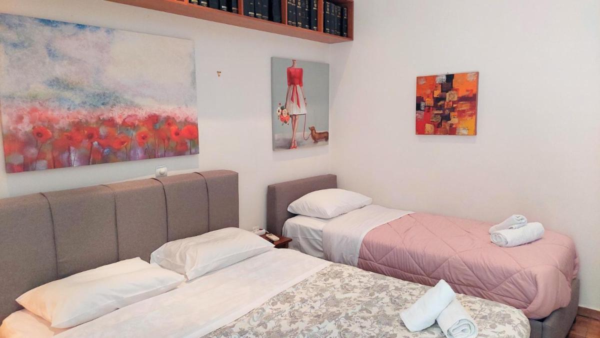 Suitetrails - Lovely apartment in Athens center
