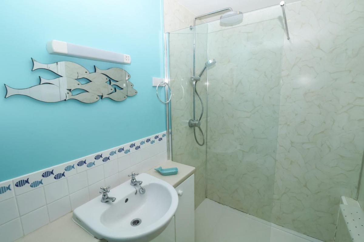 Lyme Views - Housity