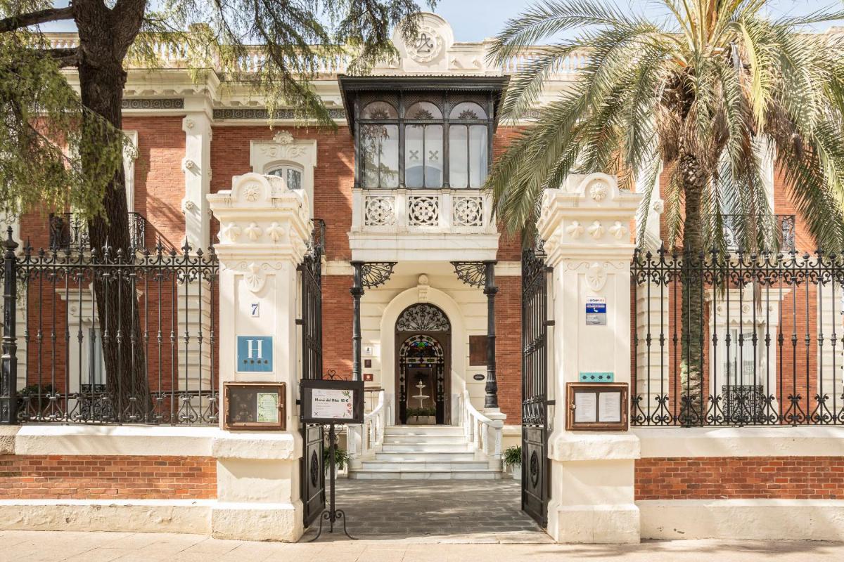 Hospedería Mirador de Llerena - Housity