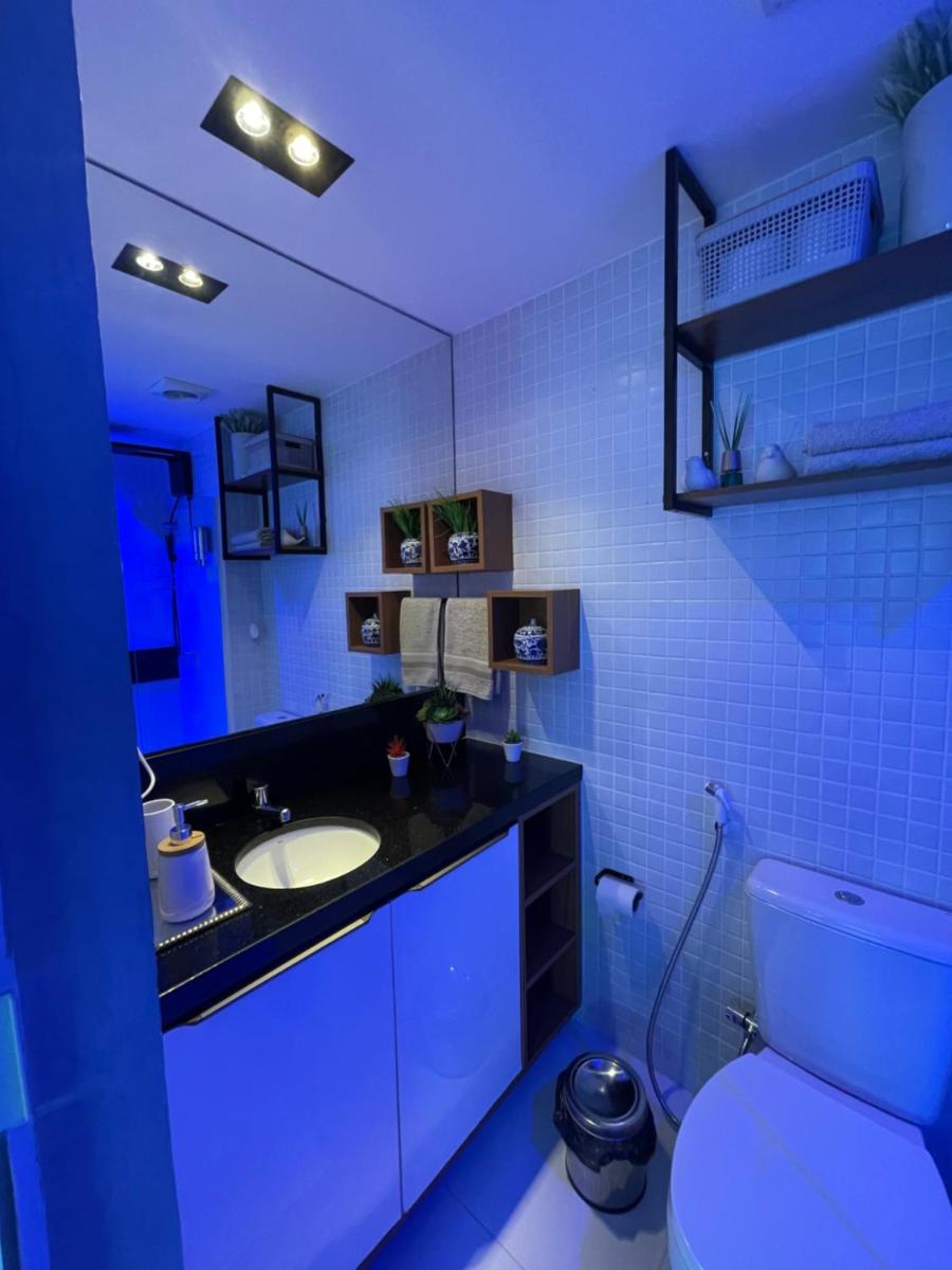 LINDO FLAT NO FAROL DA BARRA - Housity