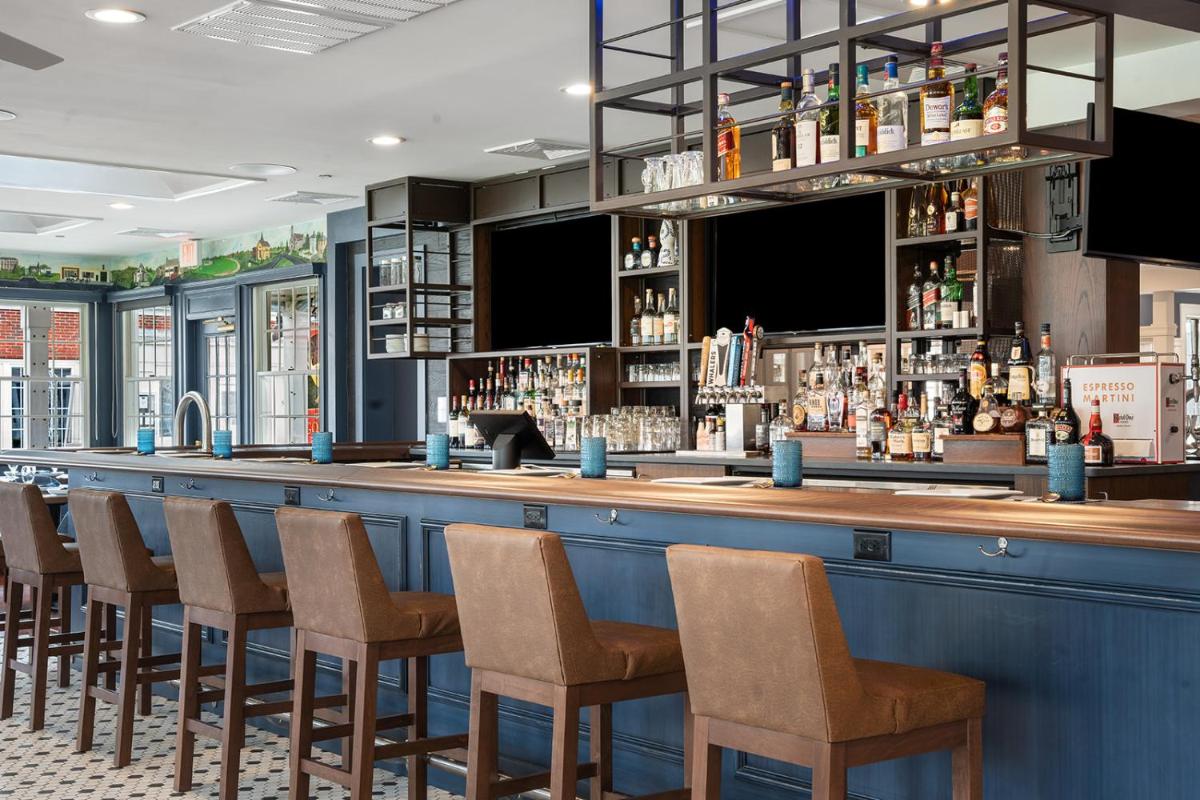 Chatham Wayside Inn - Housity