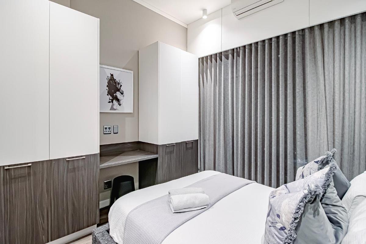 Suitetrails - 2bedroom apartments at Menlyn Maine on 16th
