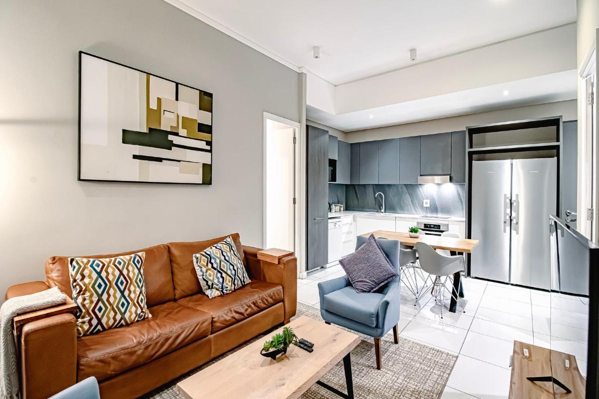 Suitetrails - 2bedroom apartments at Menlyn Maine on 16th