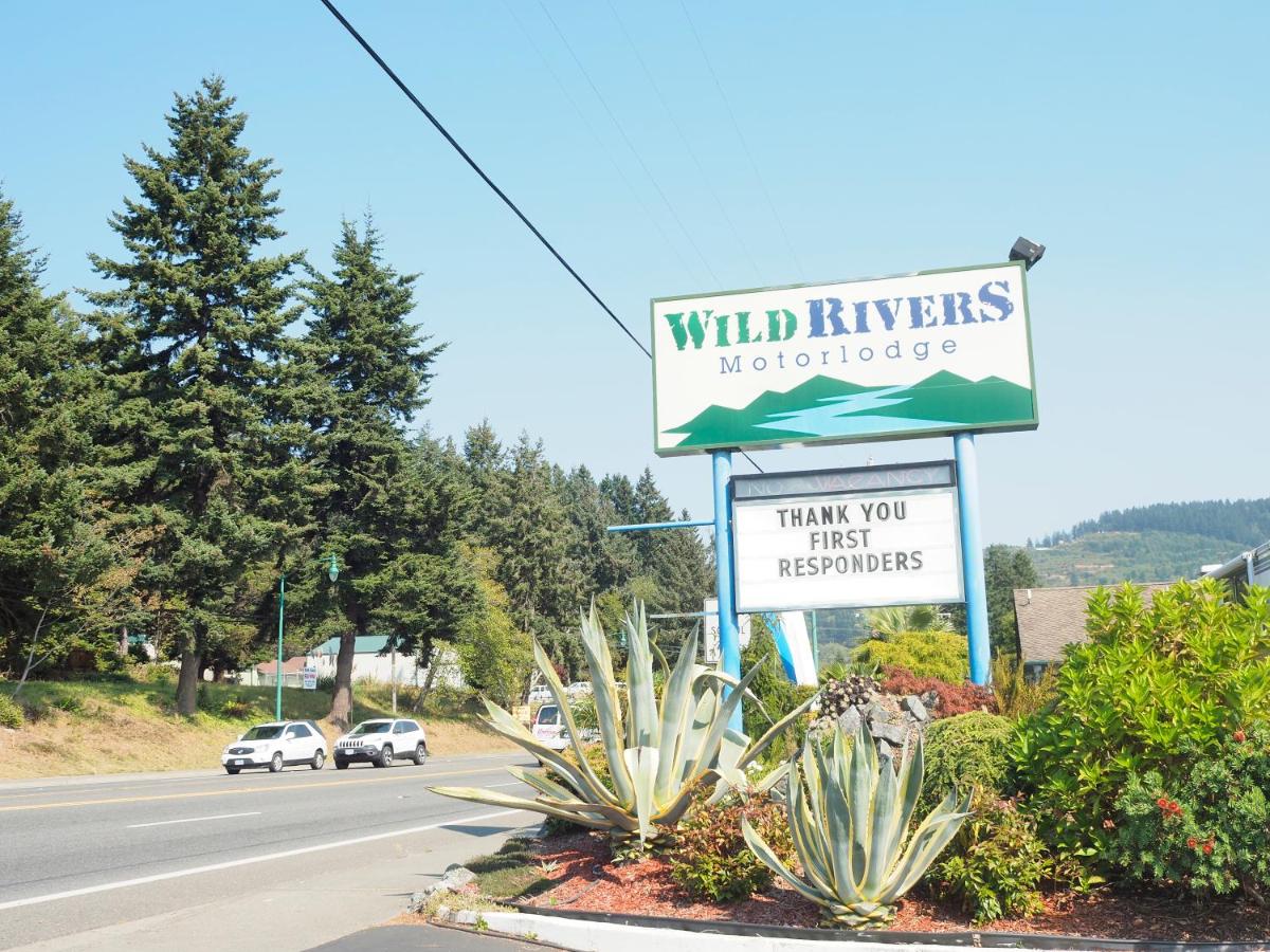 Wild Rivers Motorlodge - Housity