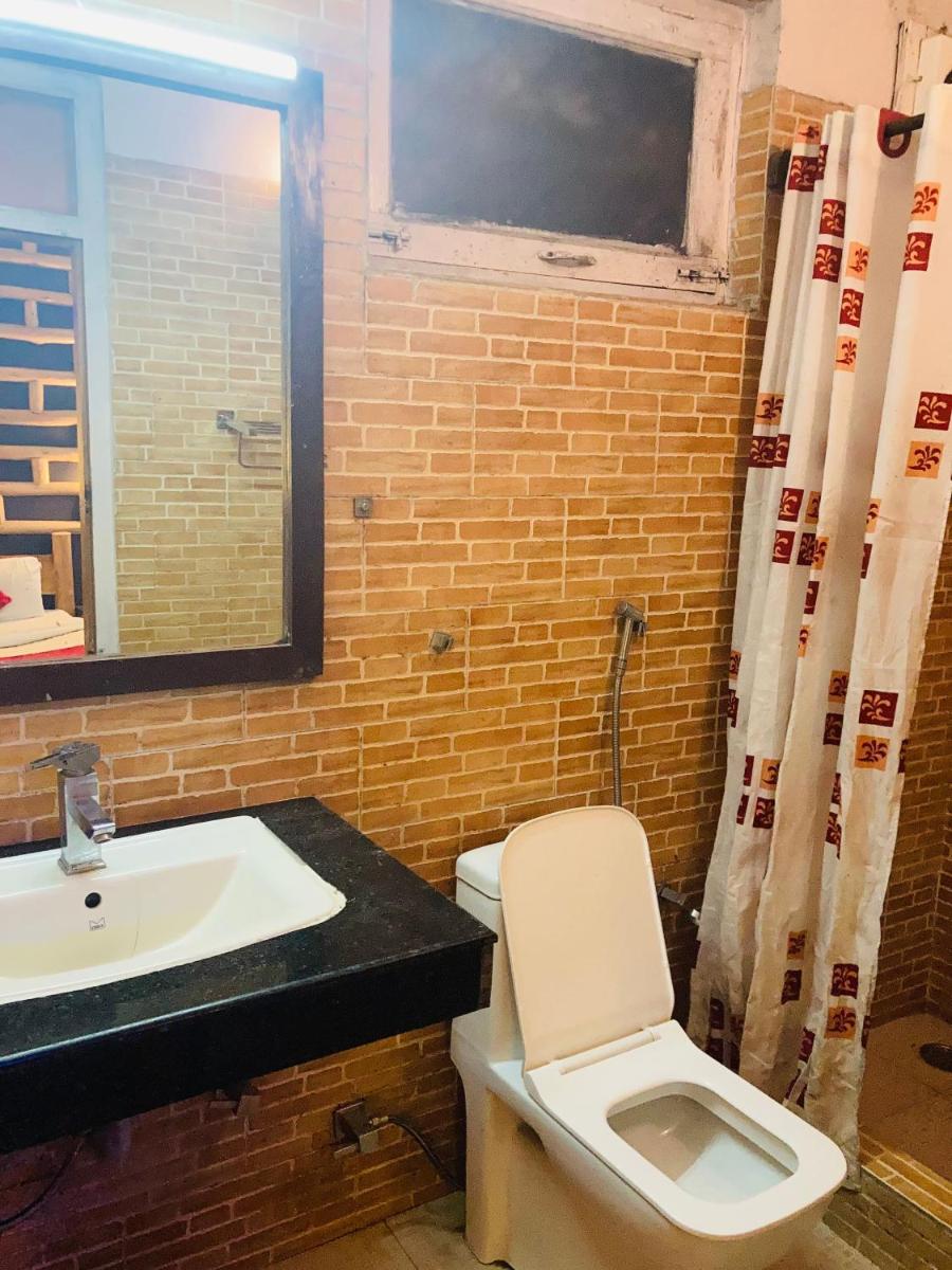 Swastik Royal Lodge - Housity