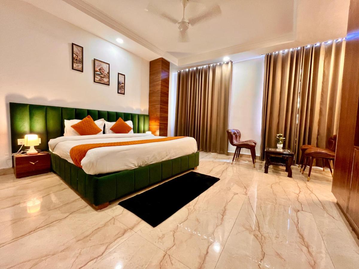 Sanklap Hotel - Housity