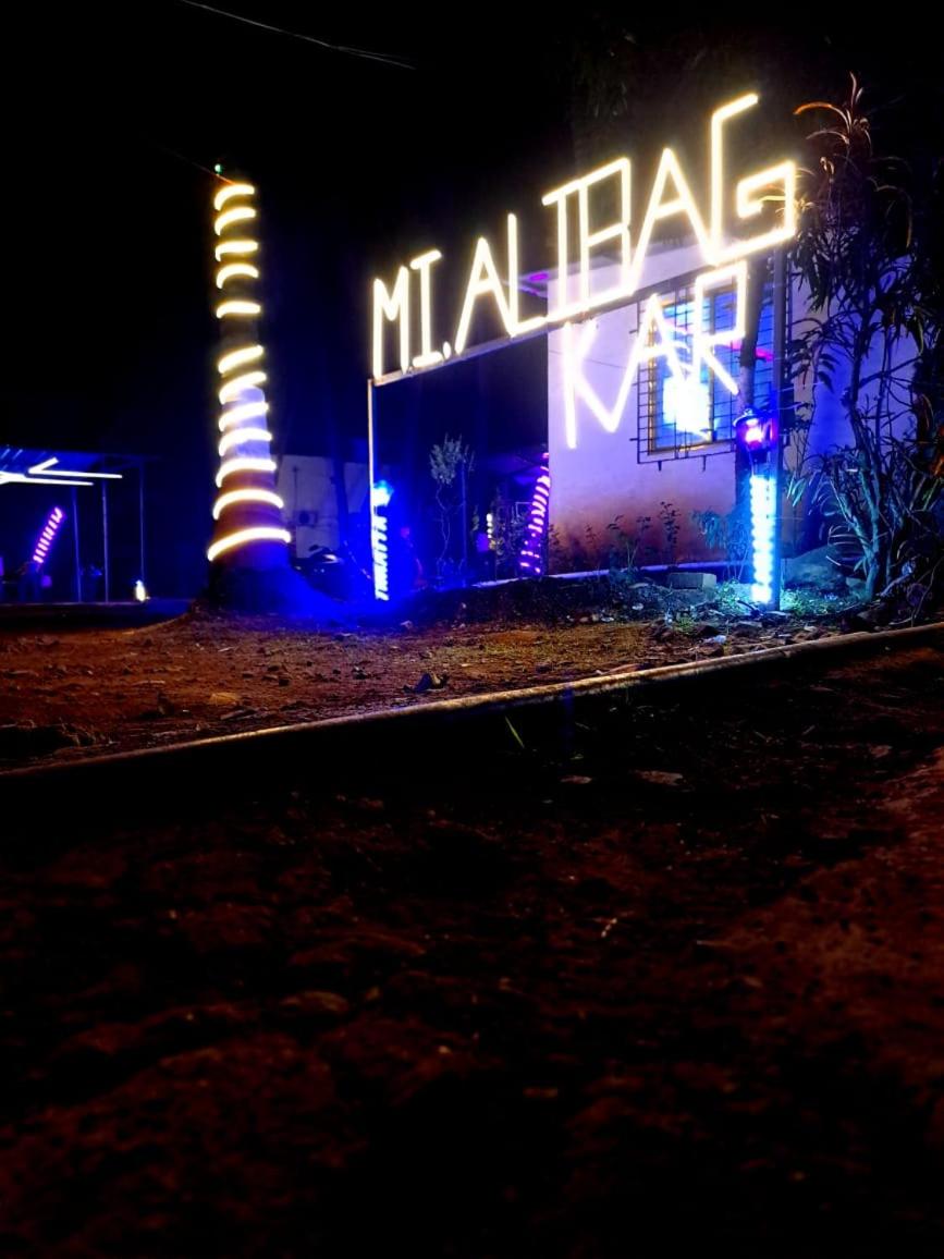 Seasons The Resort - Housity