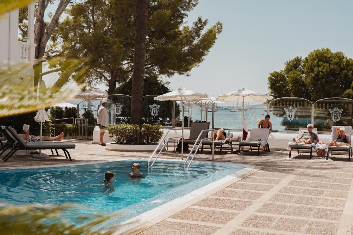 Piscina en o cerca de Hotel Illa d'Or & Club Apts 4* Sup