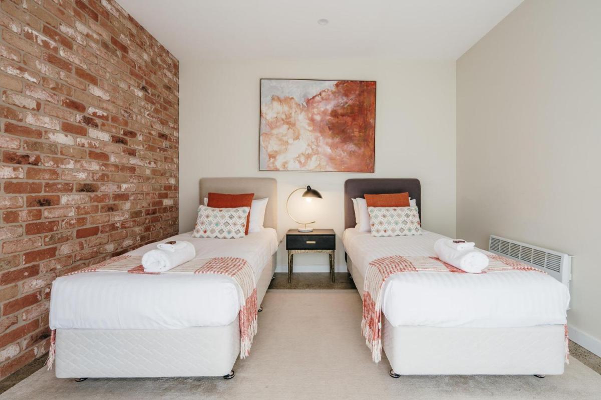 Embracing Evandale - Housity