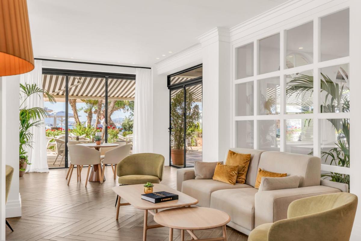 Zona de estar de Hotel Illa d'Or & Club Apts 4* Sup