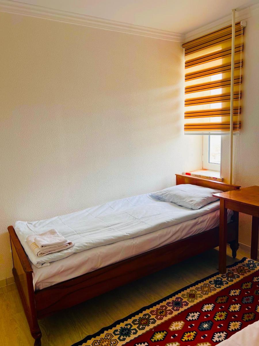 Tumar Guest House - Housity