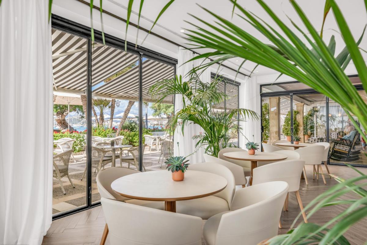 Zona de estar de Hotel Illa d'Or & Club Apts 4* Sup