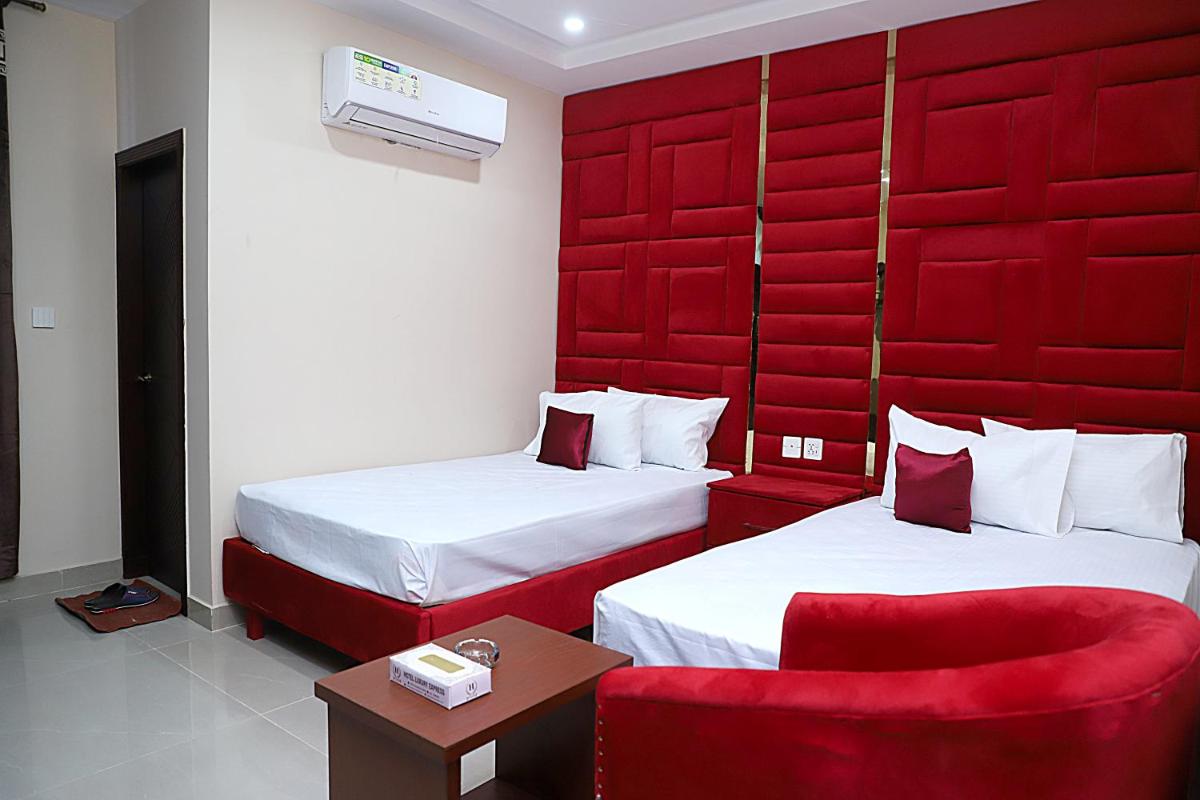 Hotel Luxury Express - Housity