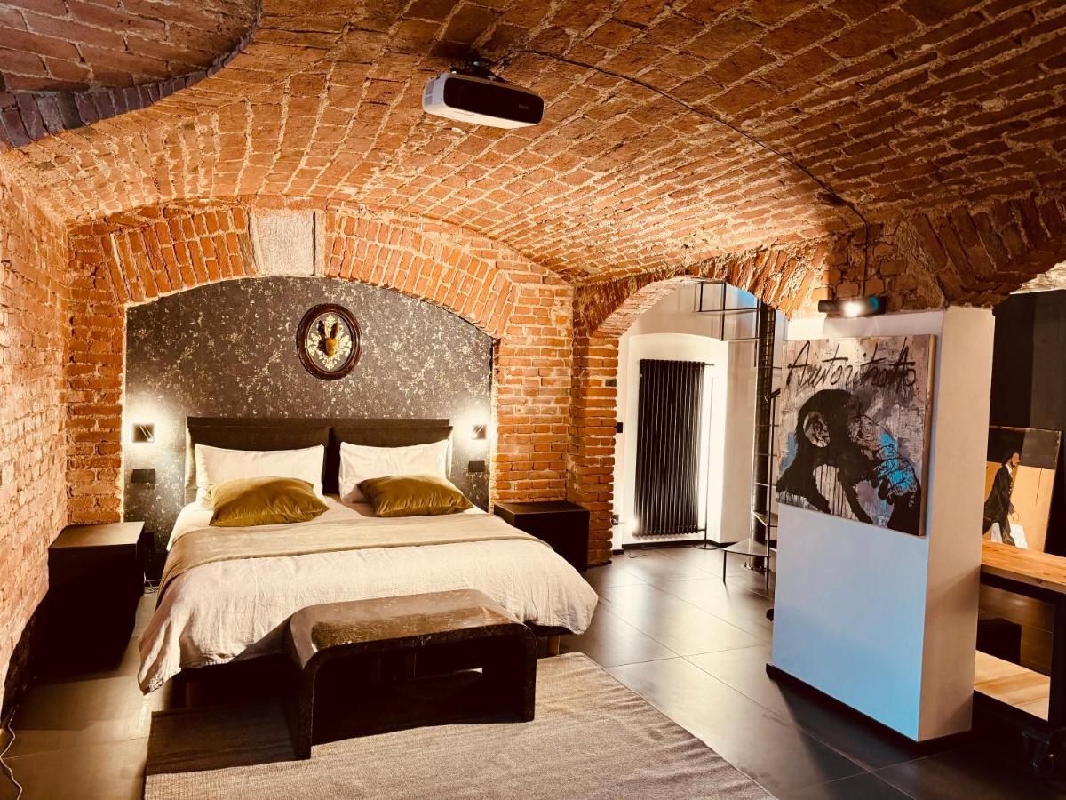 NEST Loft and Cellar - Hizvo