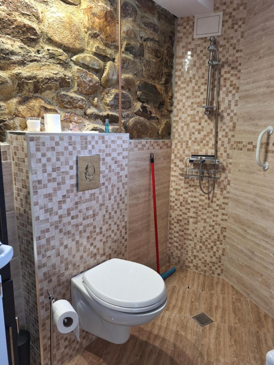 Musala 1 Bed & Breakfast - Housity