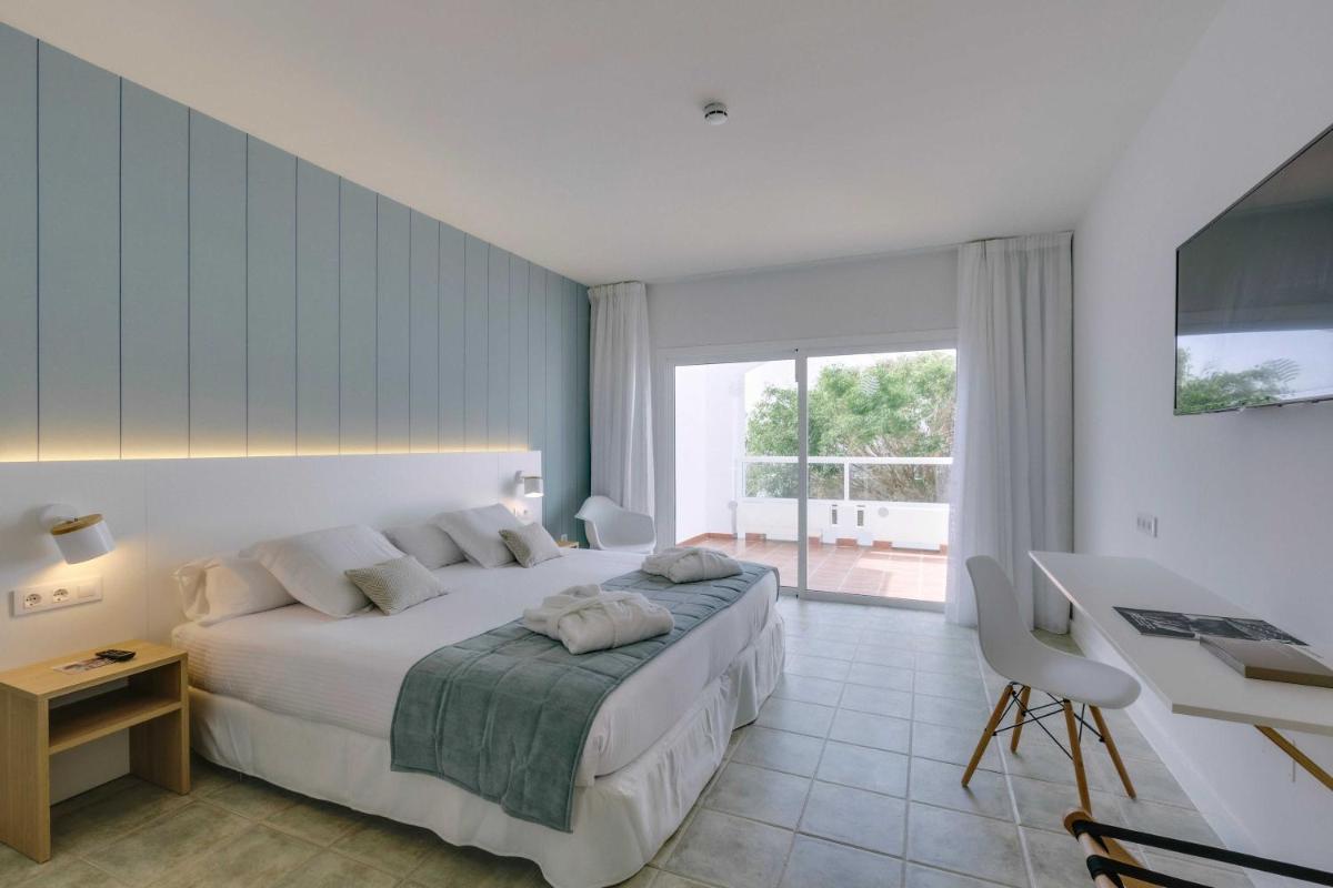 Cama o camas de una habitación en Alua Village Fuerteventura - All Inclusive