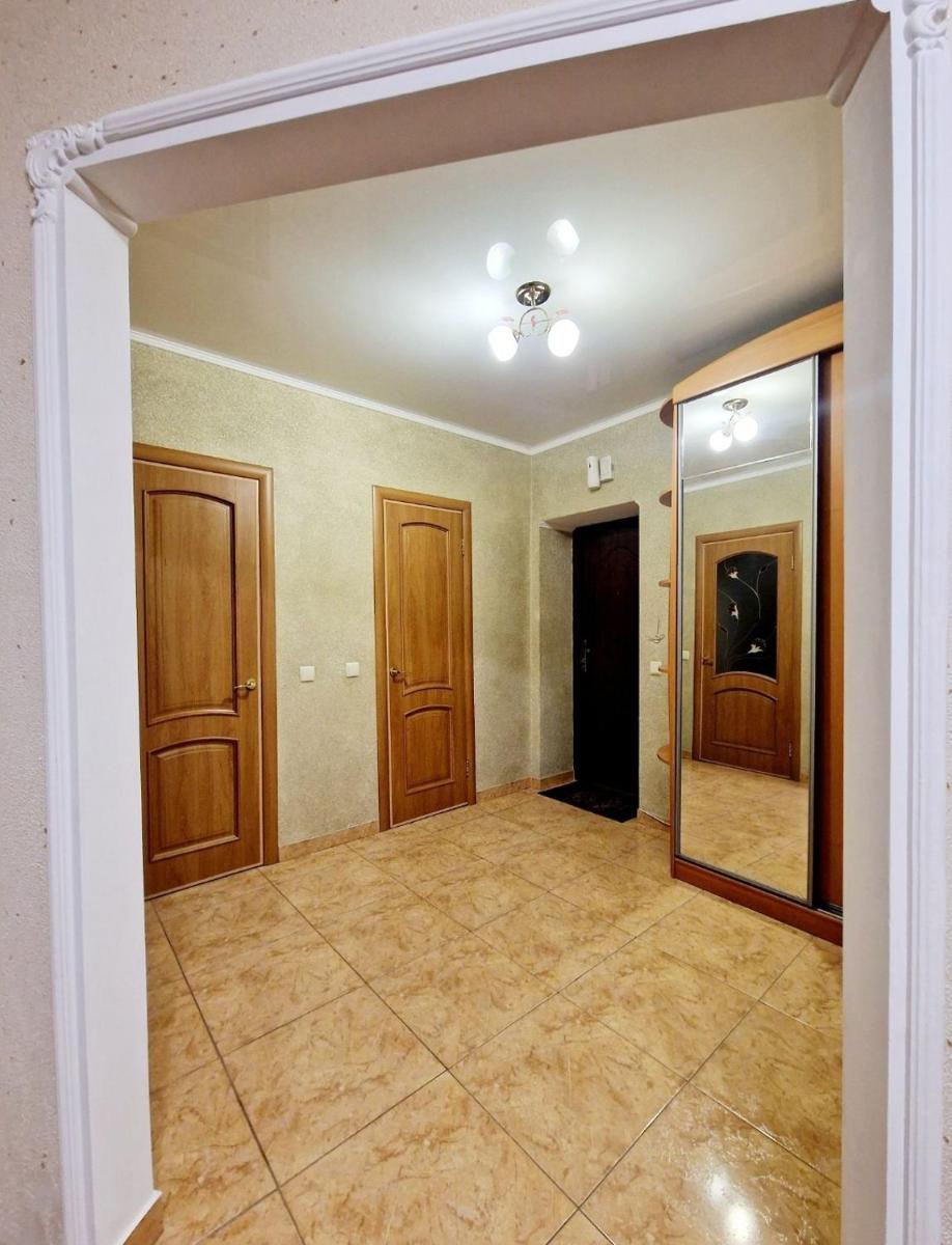 Apartment on Chornovola, 44 - Housity