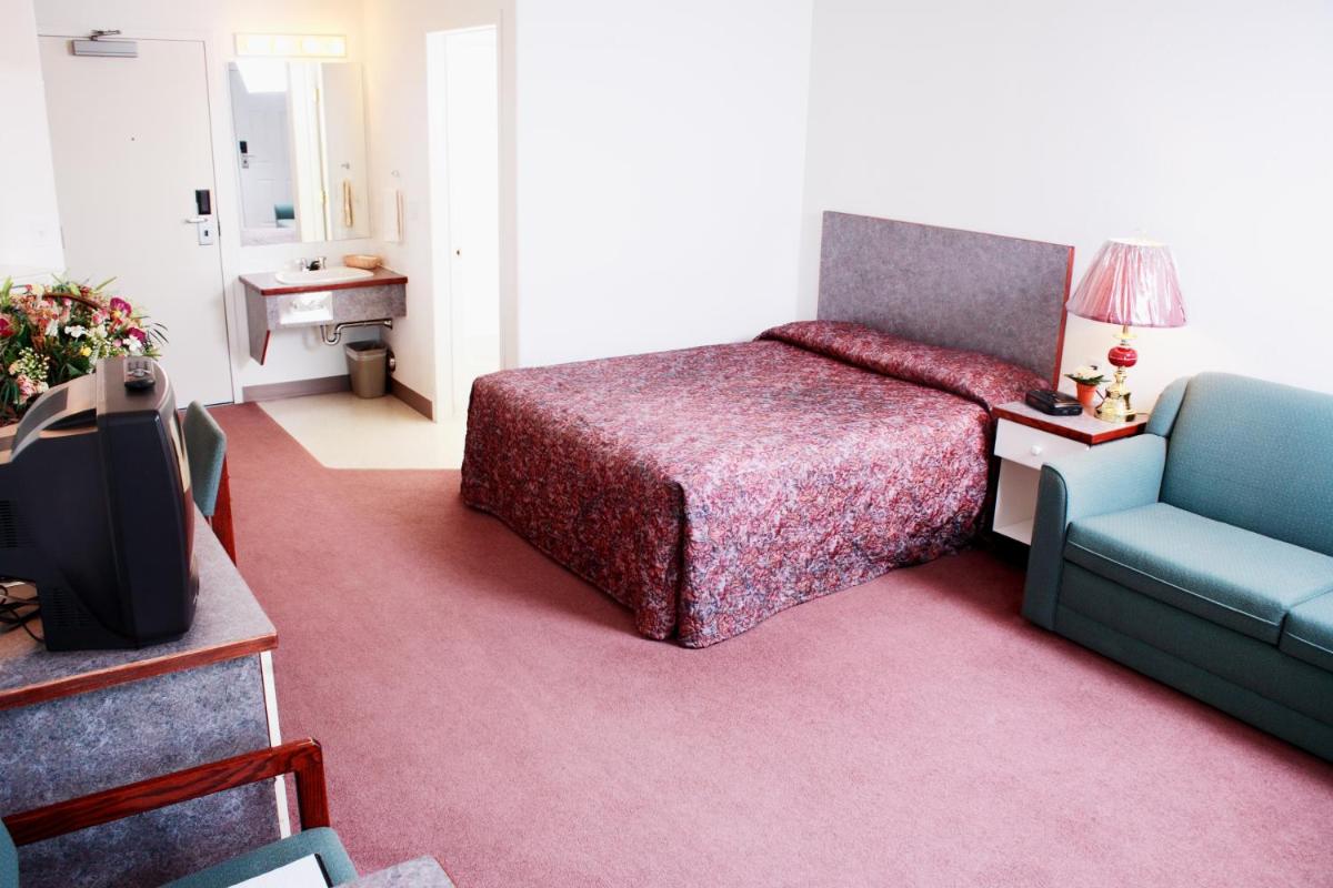 Country Club Inn - Housity