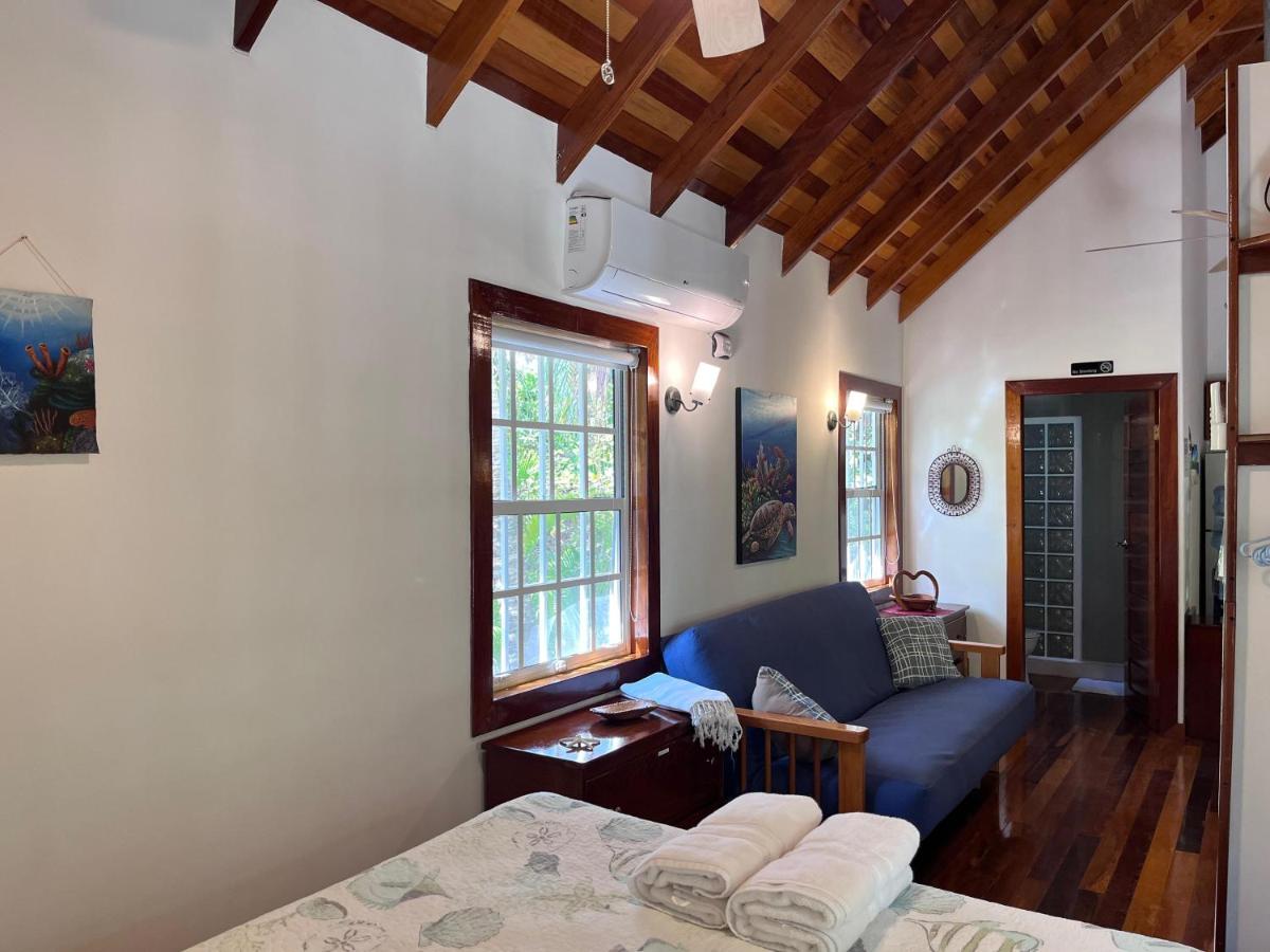 Sea Garden Cottage - Housity