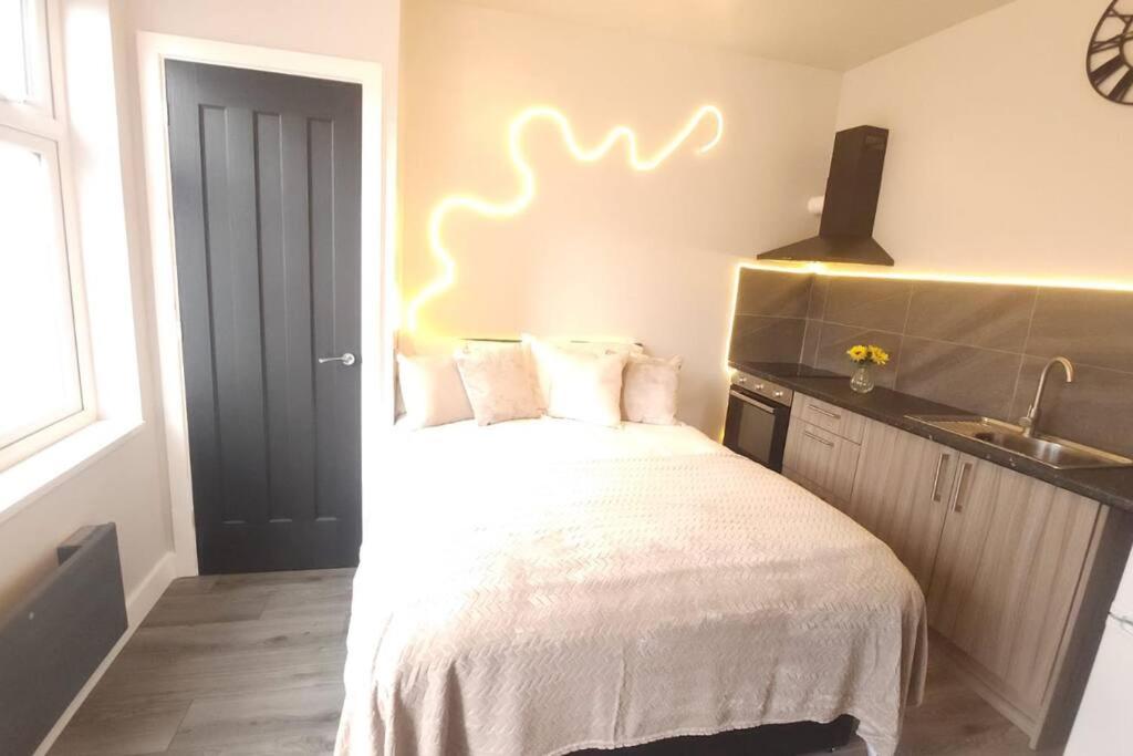 Arena Studio - Housity