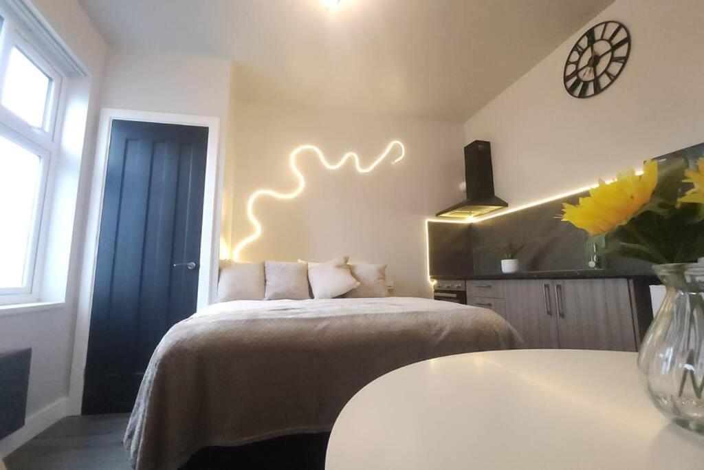Arena Studio - Housity