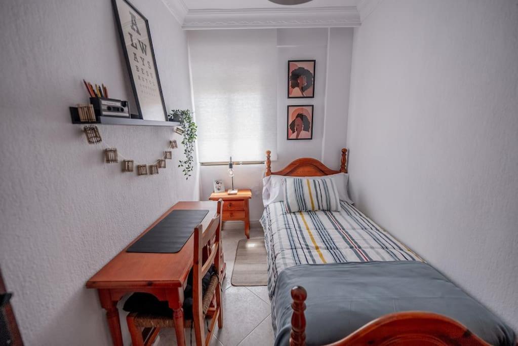 Apartamento Chic in Huelva 4 habitaciones - Housity